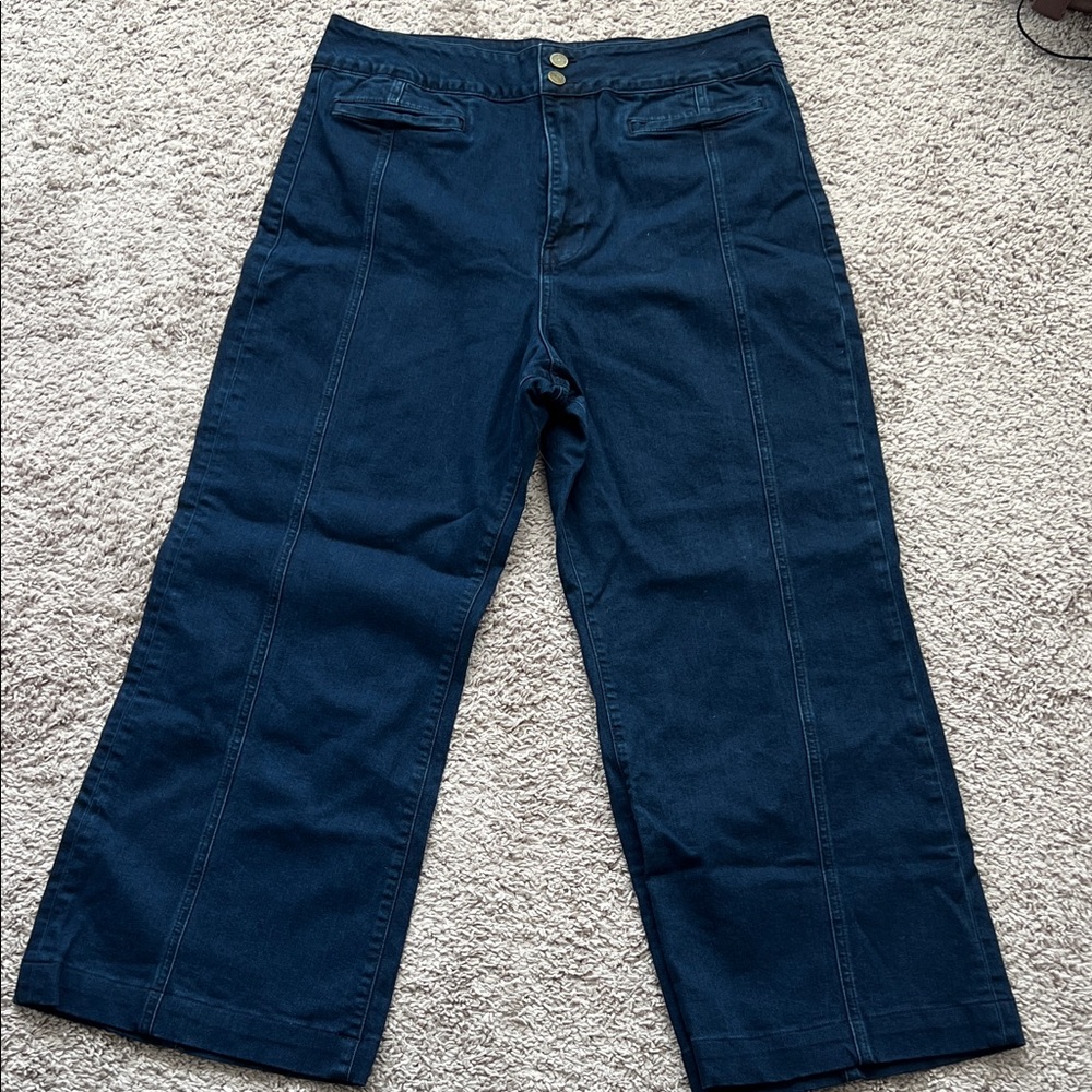 FRAME Denim Dark Wash Viva Jeans - Tailored Wide Leg Viva Style